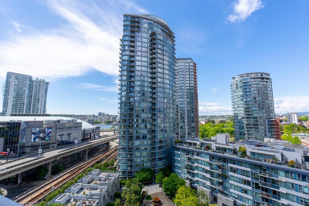 Stunning 2 Bedroom Condo With Downtown Views!!! Vancouver Eksteriør bilde