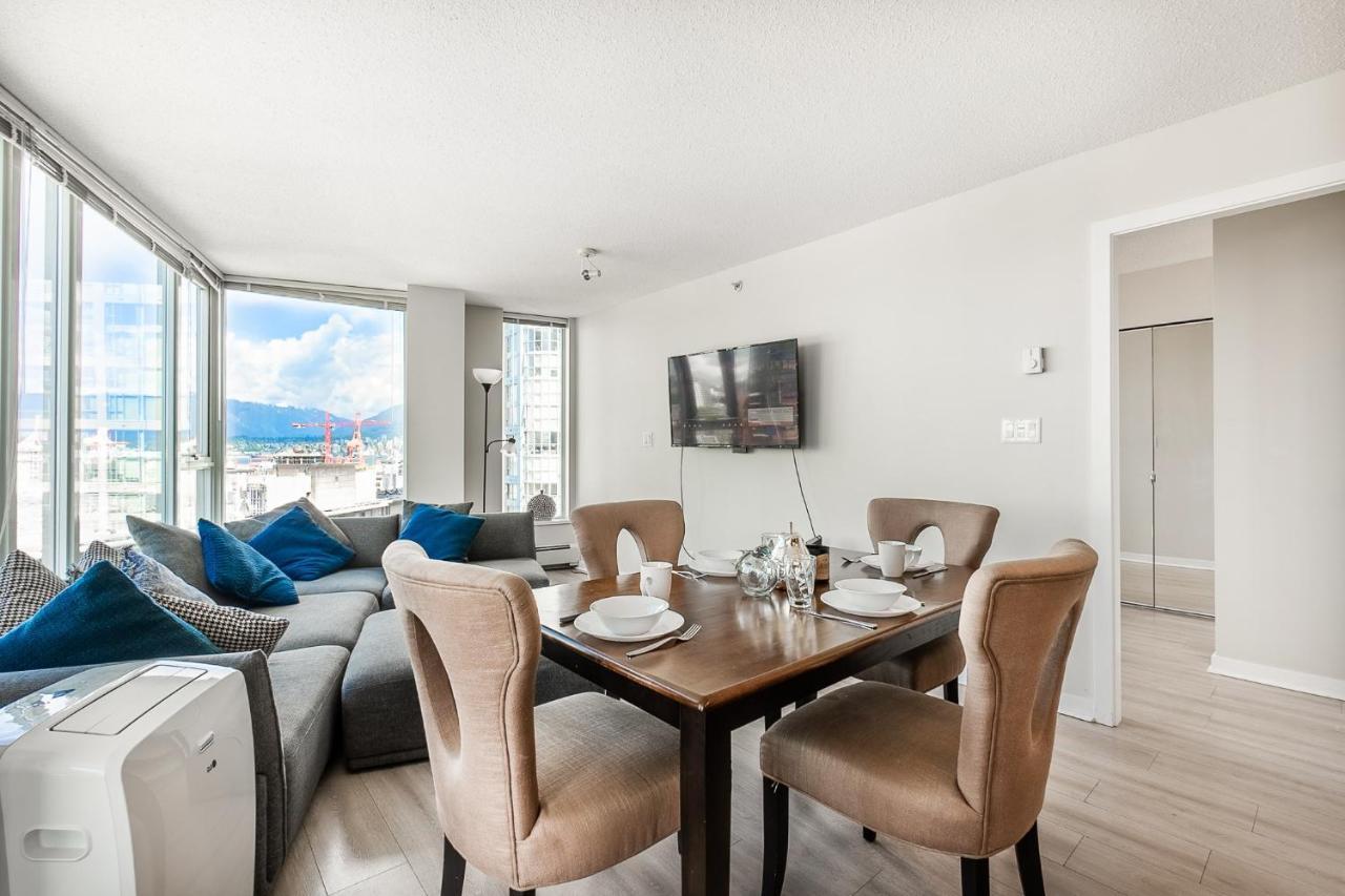 Stunning 2 Bedroom Condo With Downtown Views!!! Vancouver Eksteriør bilde